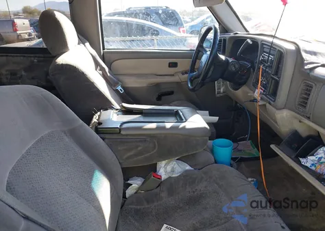 2001 Chevrolet Suburban 1500 Ls from USA, damaged, VIN 3GNEC16T71G284798